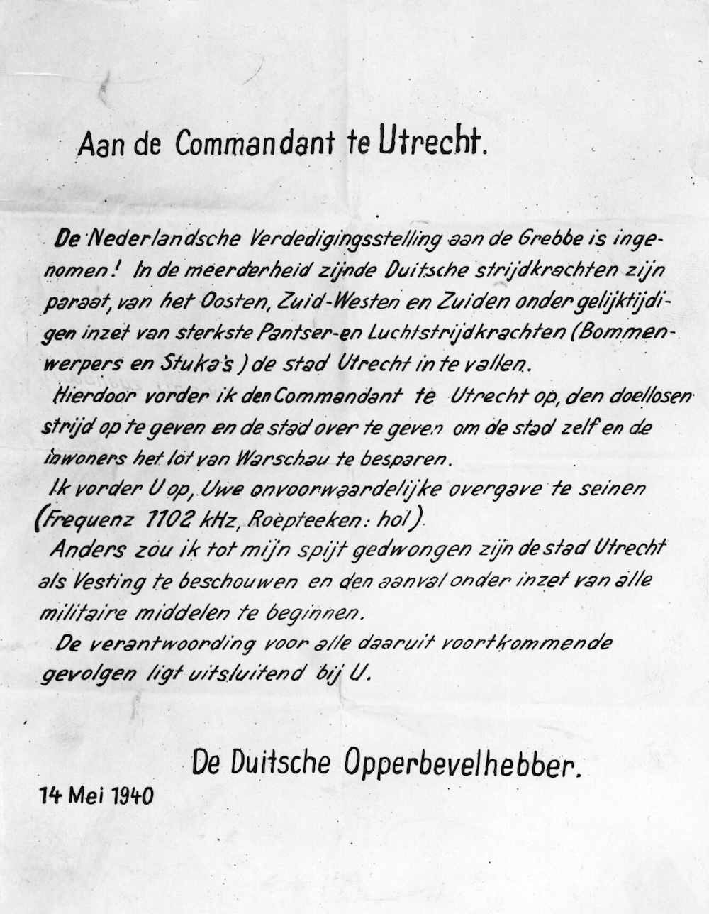 Pamflet op 14 mei 1940 uit een Duits vliegtuig geworpen met de eis tot overgave van de stad Utrecht onder dreiging van een bombardement