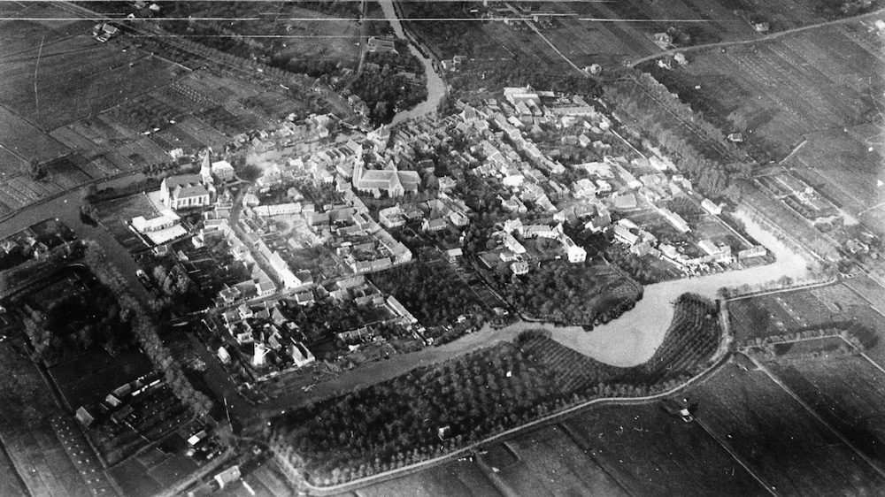Luchtfoto Montfoort 1926