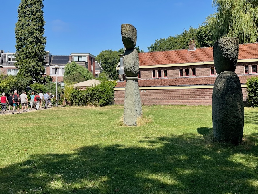 Bij de Paardenkathedraal
