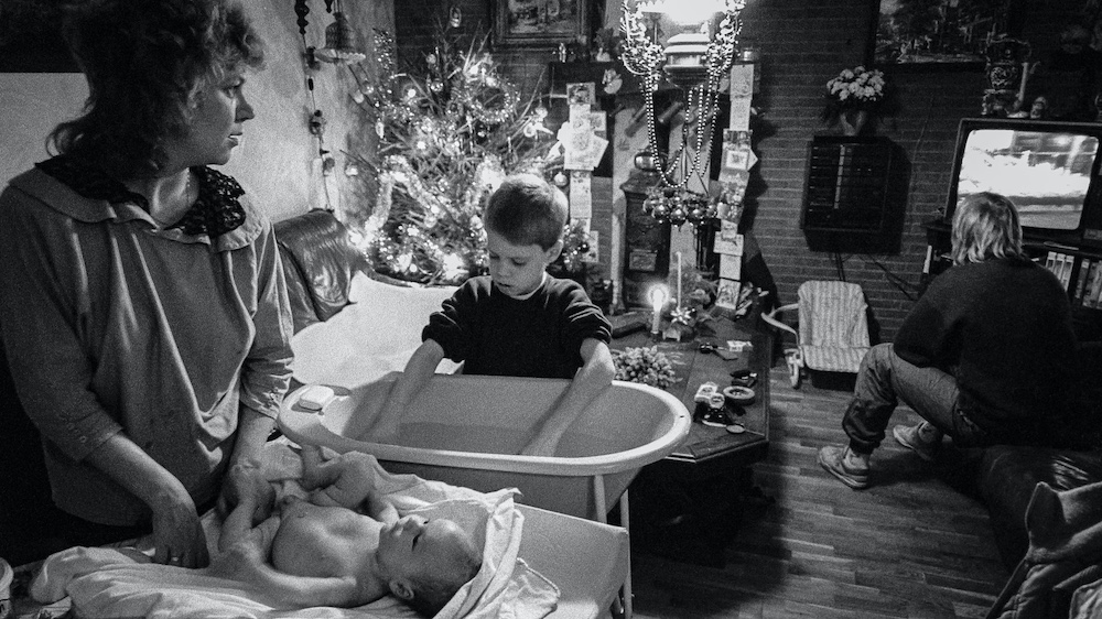 X103337   57 Kerstbaby in Het Korterozendaal 1990 88